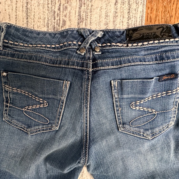 Pair of lightly worn, distressed Seven7 jeans 28 x32 - Picture 1 of 3